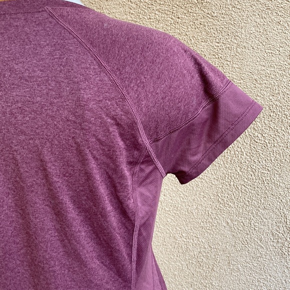 North Face Flash Dry T Shirt V Neck - Picture 7 of 10
